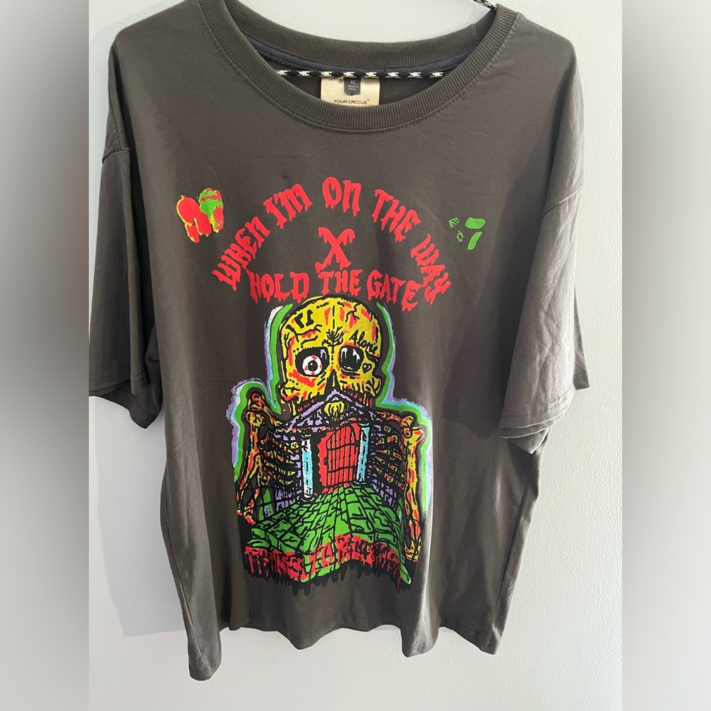 Kanye West XXXtentacion Hold the gate tee
